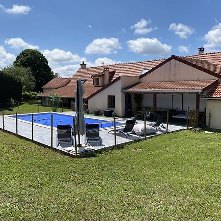 Maison Piscine Et Jacuzzi Saint-Germain-des-Fosses 外观 照片