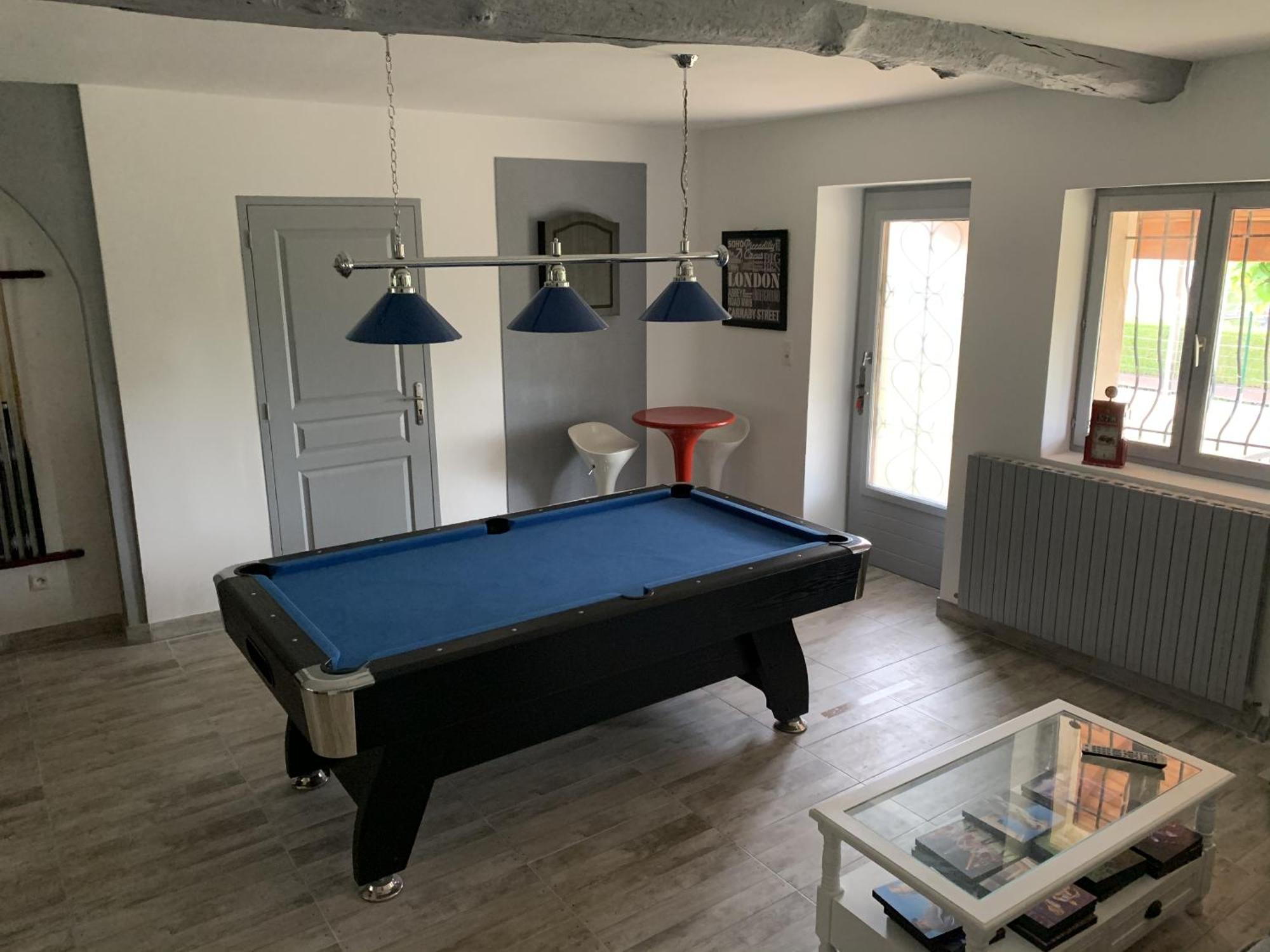 Maison Piscine Et Jacuzzi Saint-Germain-des-Fosses 外观 照片